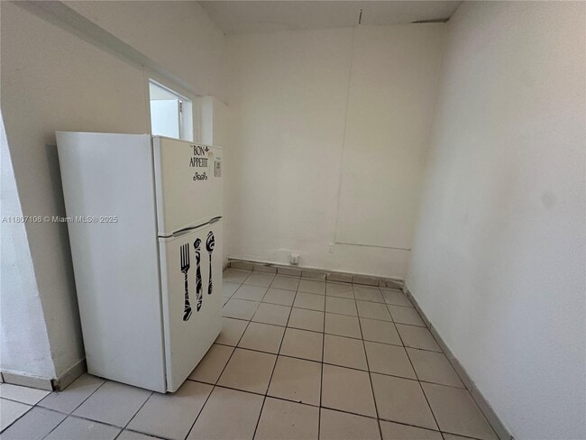 Foto del edificio - 534 NW 18th Ave