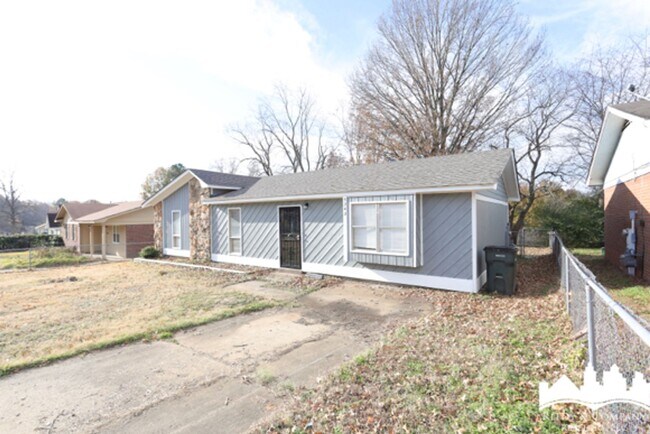 Foto del edificio - 5343 Cedar Bluff Dr