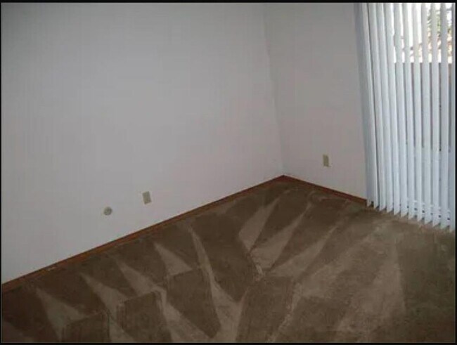 Foto del edificio - 2107 N Laventure Rd