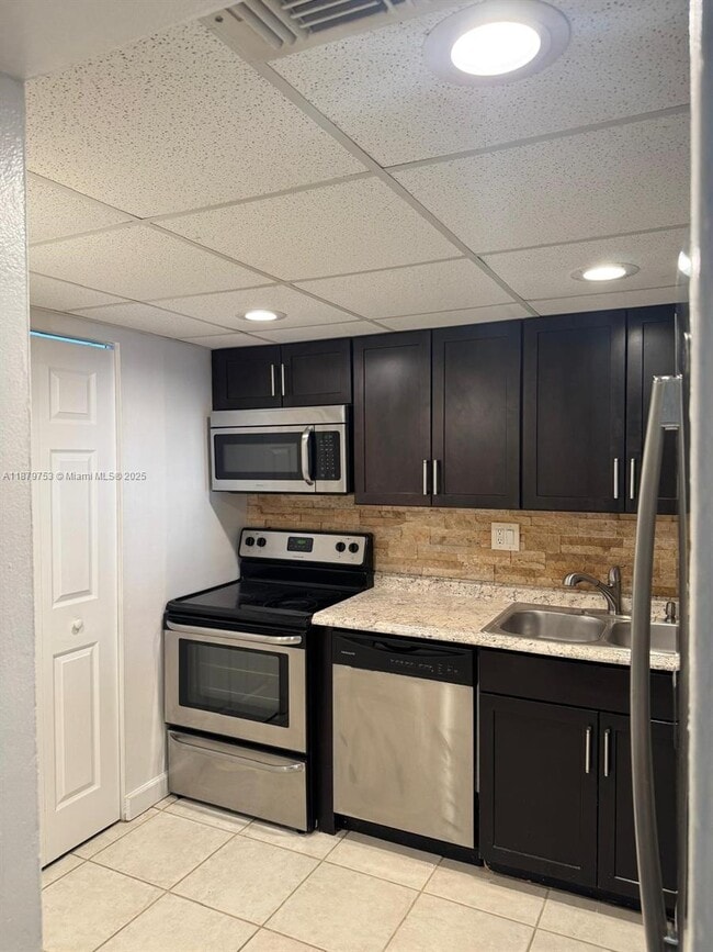 Foto del edificio - 8010 N Colony Cir