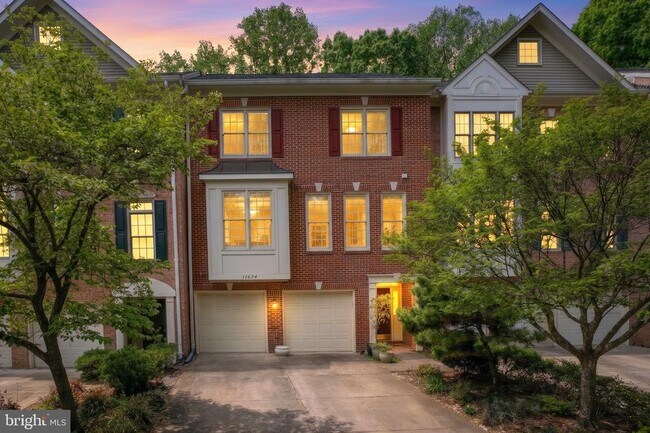 Foto del edificio - 11434 Cedar Ridge Dr