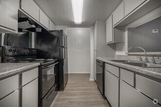 Interior Photo - Brookfield