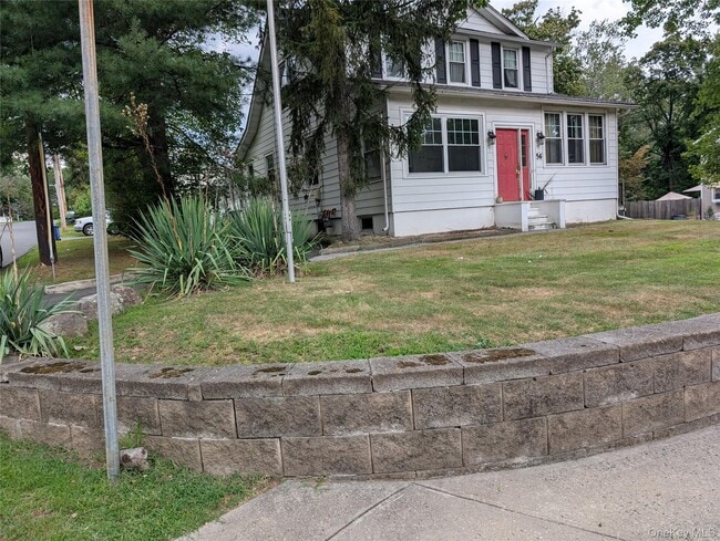 Building Photo - 56 Demarest Ave