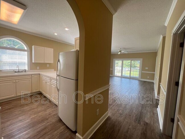 Building Photo - 4729 Wild Iris Dr