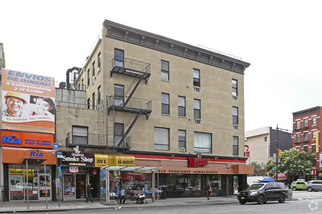 Building Photo - 200-202 E 116th St