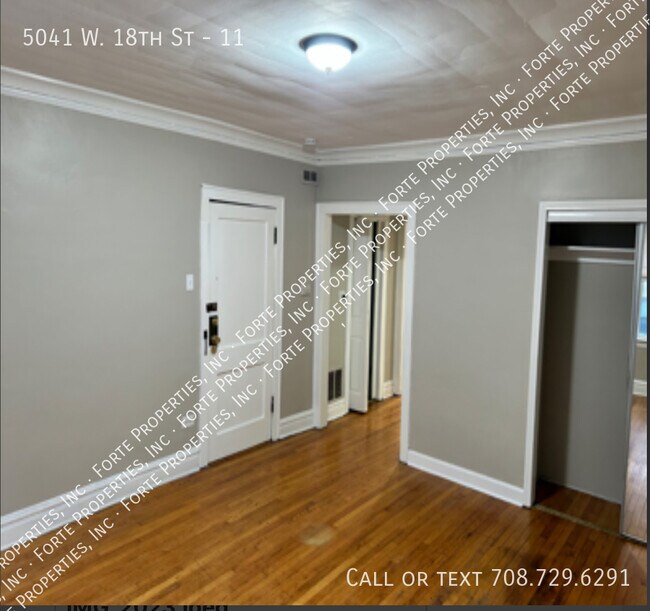 Foto del edificio - Studio apartment