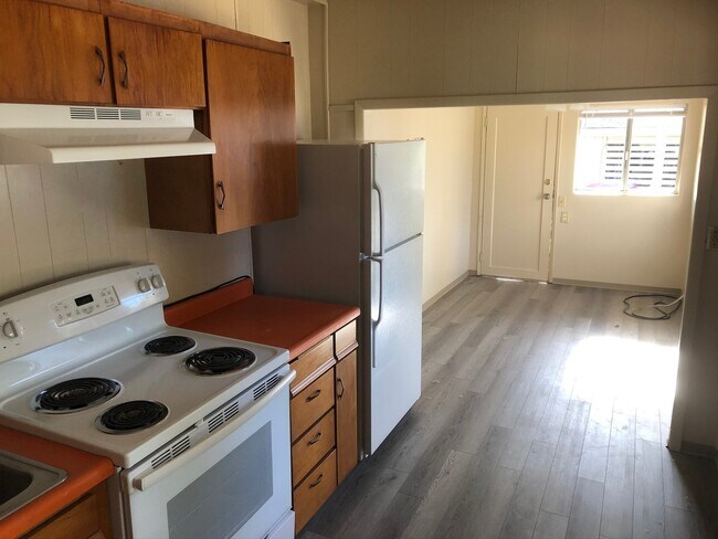 Foto del edificio - Newly Renovated Trailer at The Oak Creek Complex in McMinnville