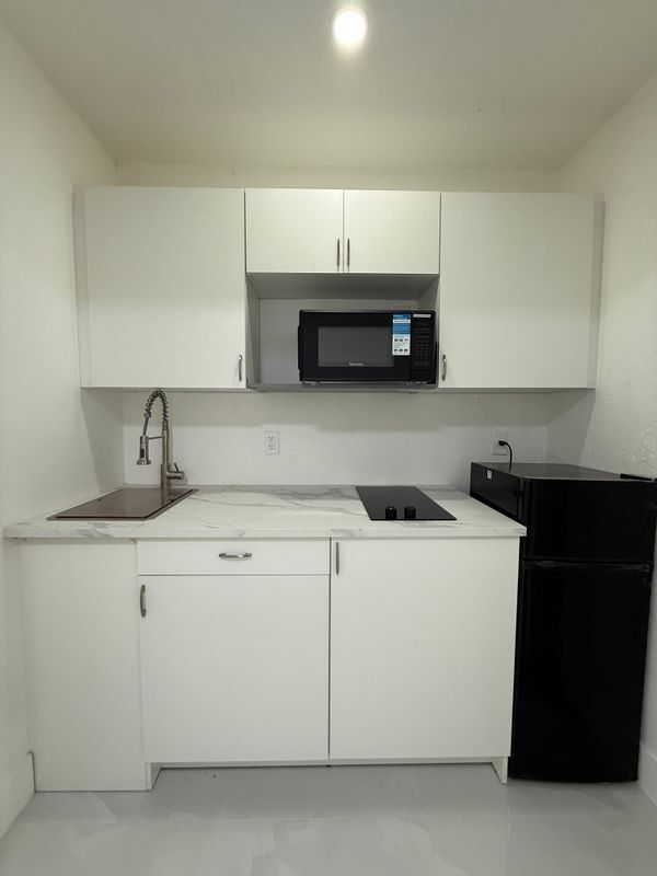 Foto del edificio - 1310 NW 41st St