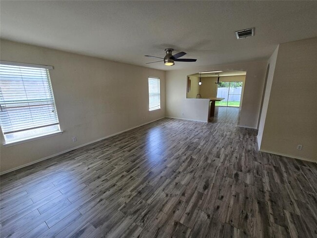 Building Photo - 2011 Garrison Dr