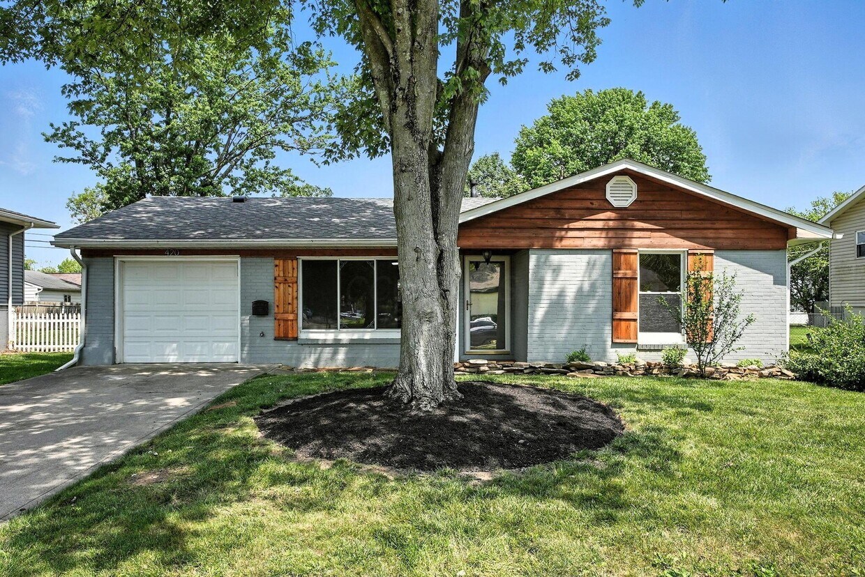 Foto principal - 420 Barwood Dr