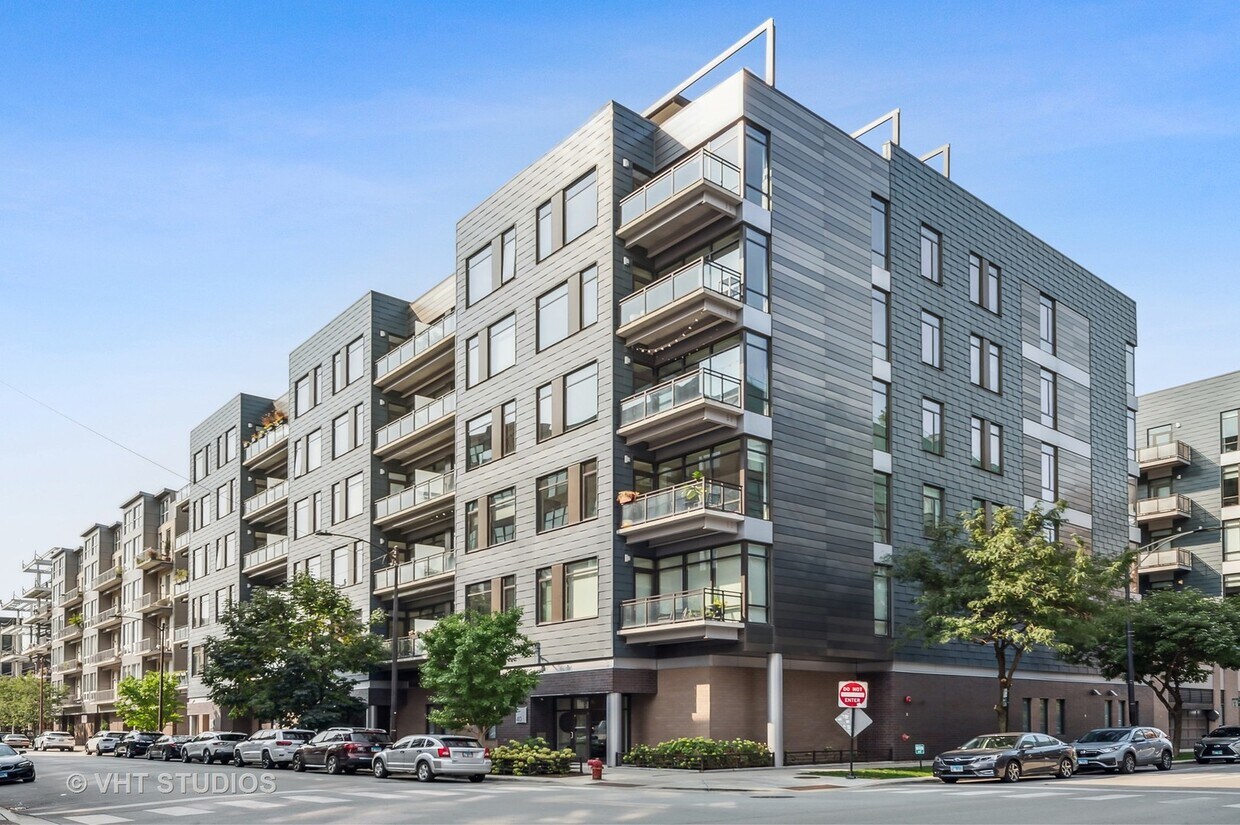40 N Carpenter St Unit 4S, Chicago, IL 60607 Condo for Rent in Chicago, IL