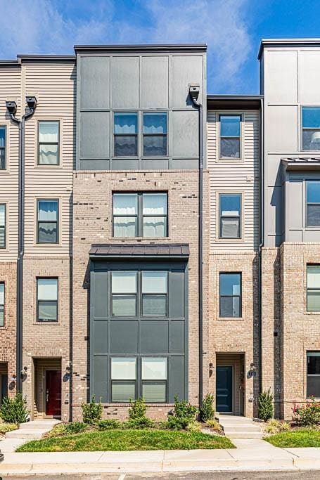 Building Photo - 2749 St Elias Dr