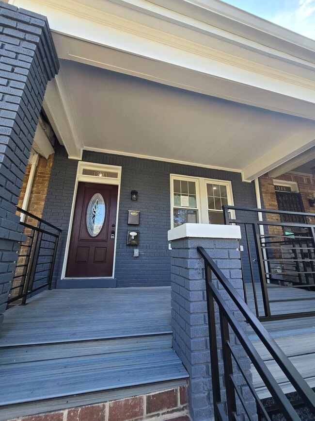 Photo - 1331 Queen St NE Townhome
