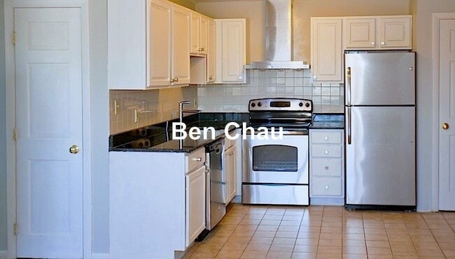 Photo - 14 Murdock St Apartment