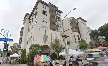 Building Photo - 1901 W 6th St