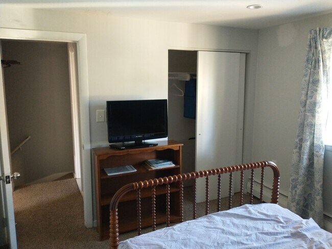 Foto del edificio - 67 Bishop Dr