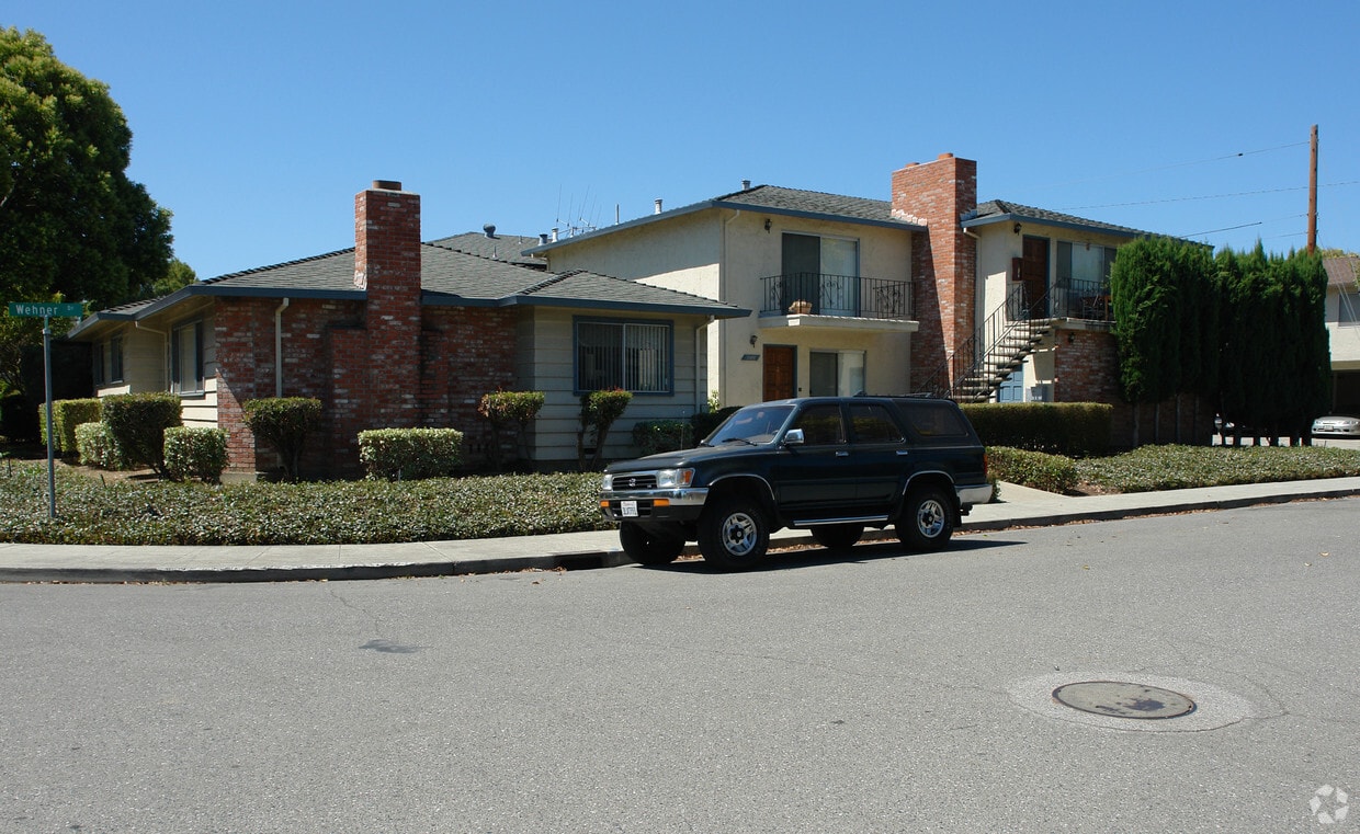 Building Photo - 3500 Wehner Dr