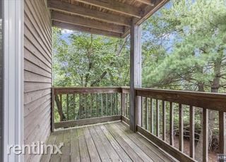 Building Photo - 1 br, 1.5 bath House - 406 Heights Dr