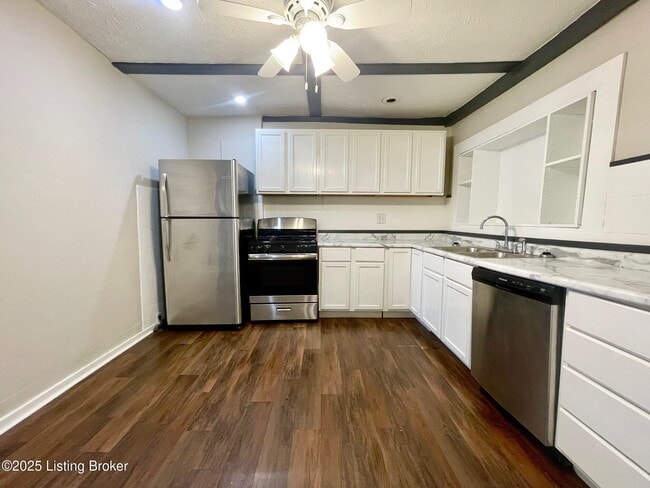 Foto del edificio - 720 E Court Ave