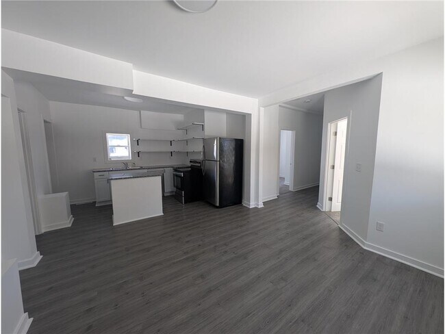 Foto del edificio - 302 E 48th St