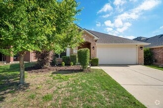 Building Photo - 2404 Castle Creek Dr