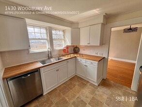 Building Photo - 1430 Woodbury Ave