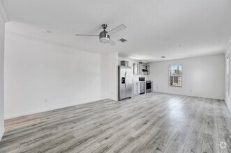 Building Photo - 2028 Stewart Rd