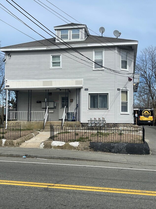 741 NORTH MONTELLO STREET Unit 4, BROCKTON, MA 02301 Apartments in