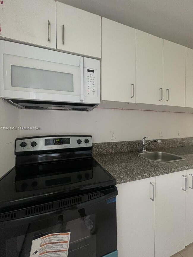 Foto del edificio - 4729 NW 15th Ave