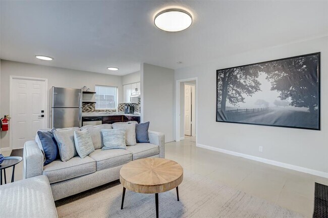 Foto del edificio - 1005 NE 17th Ct