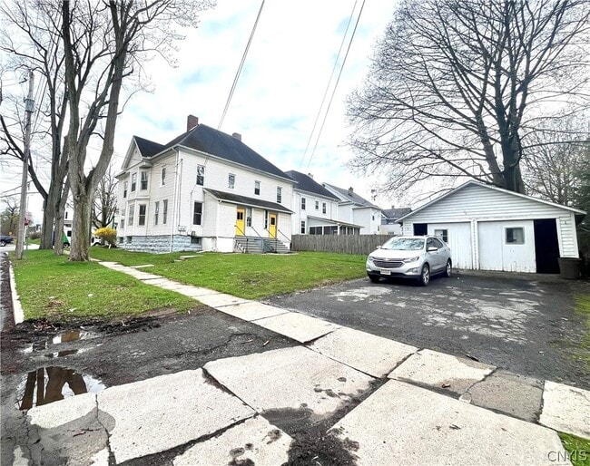 Foto del edificio - 173 E Genesee St