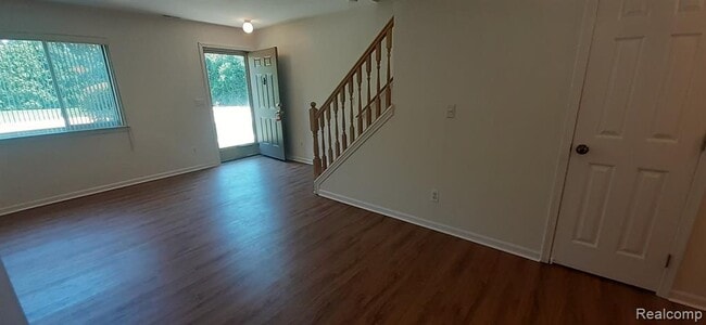 Building Photo - 29437 Maurice Ct