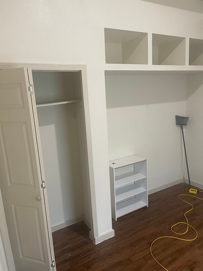 Bedroom - 120 S 79th St