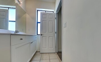 Building Photo - 1603 Marble Head Ct