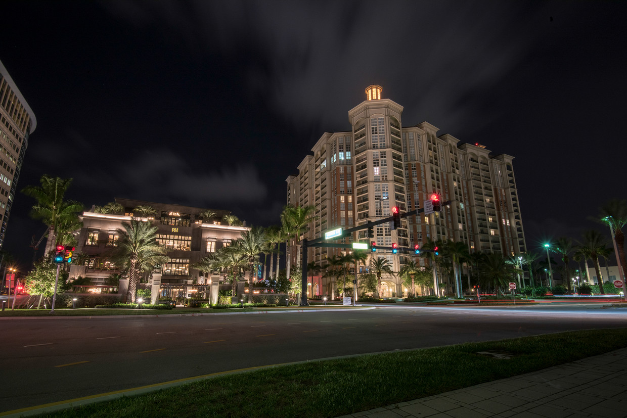City Place South Tower - 550 Okeechobee Blvd
