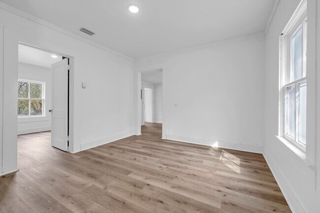 Foto del edificio - For Rent – Mobile, AL