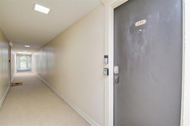 Building Photo - 4641 Wild Indigo St