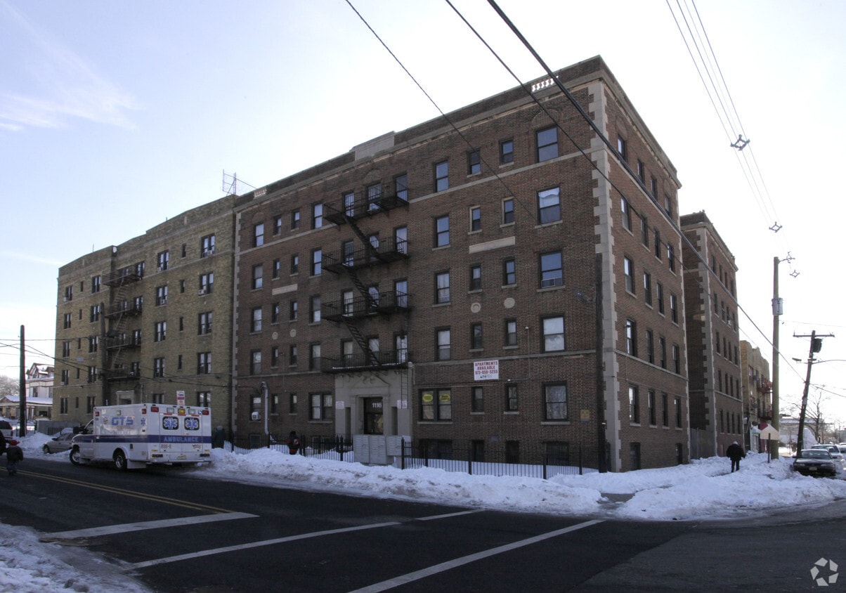 Primary Photo - Anna Apartments