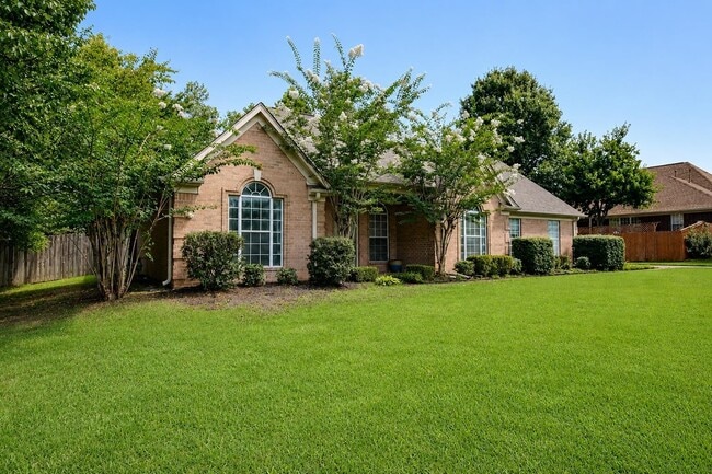 Building Photo - 20 Country Brook Dr