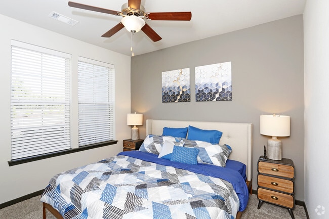 2HAB/2BA - 1,088 ft² - Gran patio - Trillium