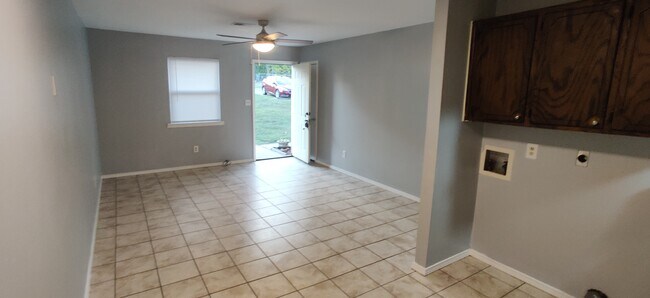 Sala de estar - 502 Buena Vista Ave