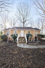 Building Photo - 325 Southampton Dr