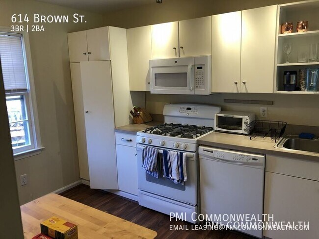 Foto del edificio - 614 Brown St