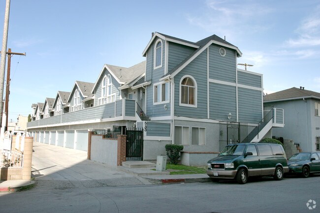 Foto del edificio - 533 E 11th Street