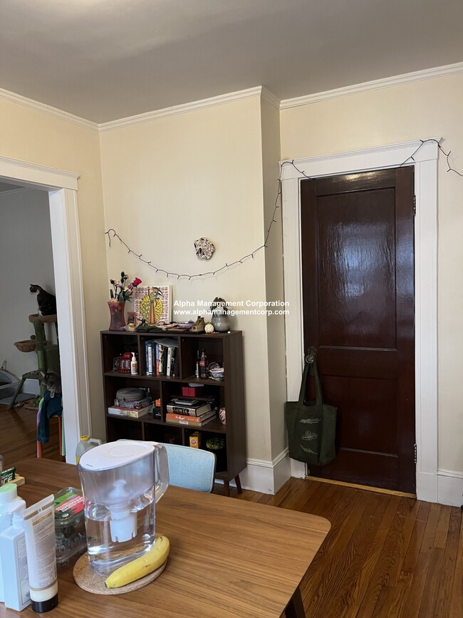 Building Photo - 155 Summer St