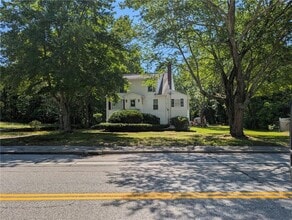 Building Photo - 1014 Victory Hwy