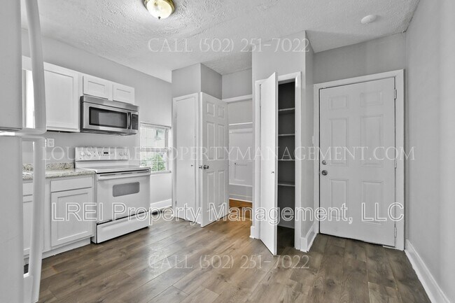 Building Photo - 253 Cecil Ave