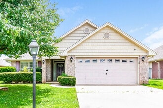 Building Photo - 4056 Cambridge Dr