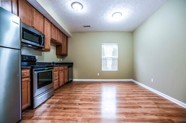 Foto del edificio - 103 Silver Creek Ct