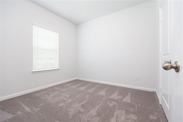 Foto del edificio - 2068 Hartley Dr